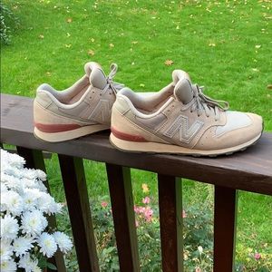 New balance 696 sneakers
